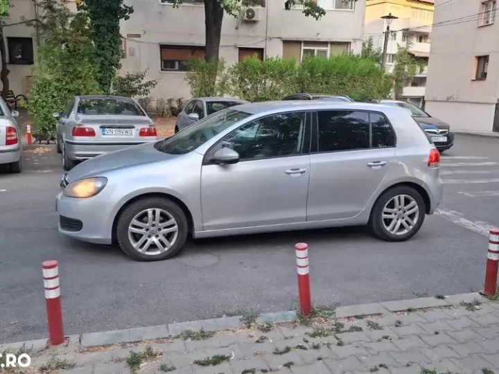 Volkswagen Golf VI