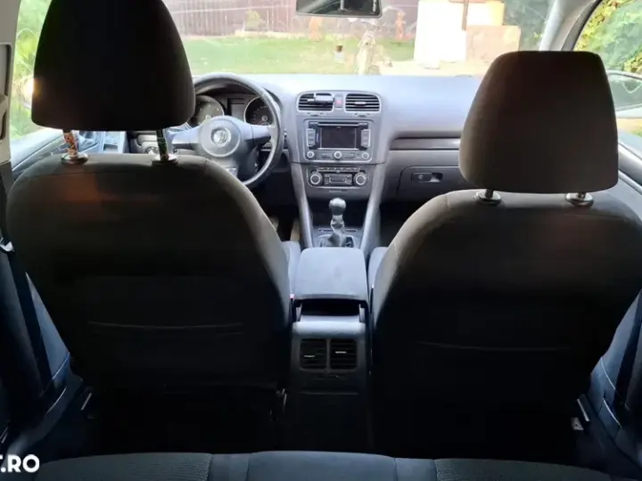 Volkswagen Golf VI