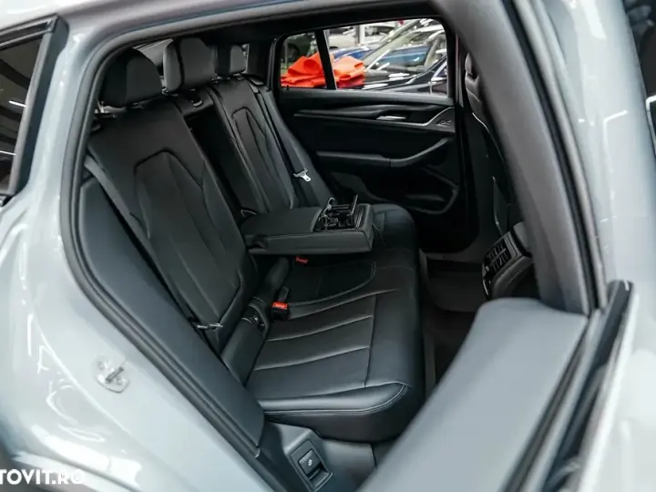 BMW X4 xDrive20i AT MHEV