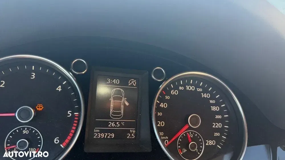 Volkswagen Passat 2.0 TDI DPF Blue TDI DSG Comfortline — imagine 2
