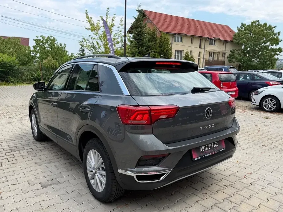Volkswagen T-Roc 1.0 TSI Design — imagine 6