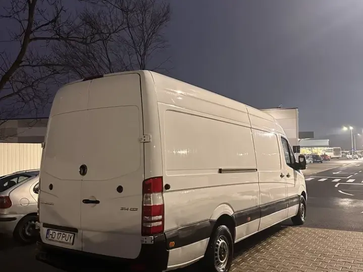Mercedes-Benz Sprinter