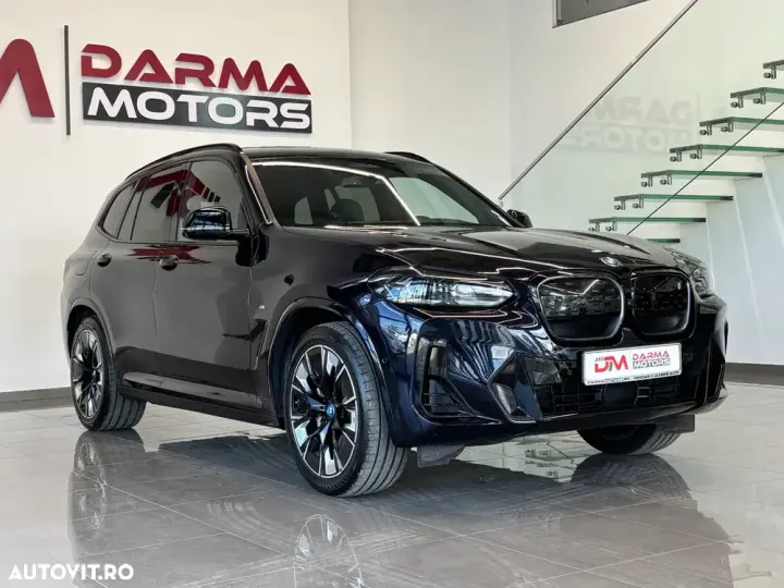 BMW iX3 Standard