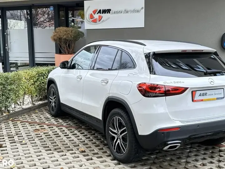 Mercedes-Benz GLA H247