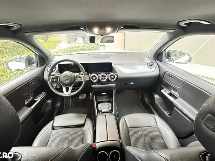 Mercedes-Benz GLA H247