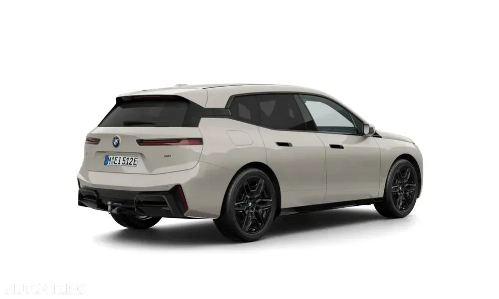 BMW iX xDrive60 — imagine 2