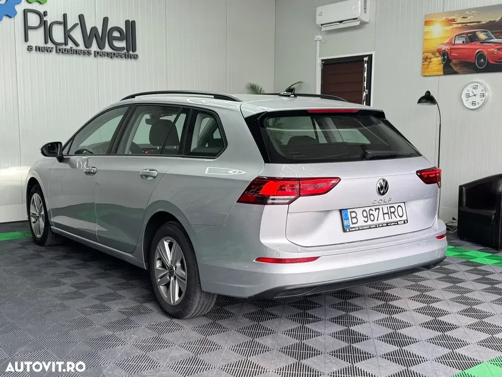Volkswagen Golf VIII 2.0 TDI DSG Life — imagine 5