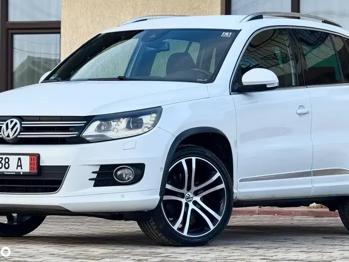 Volkswagen Tiguan I 2.0 TDI SCR 4MOTION BlueMotion Technology DSG Cityscape
