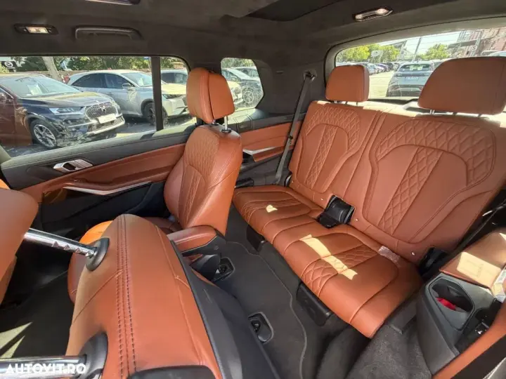 BMW X7 xDrive40d AT MHEV