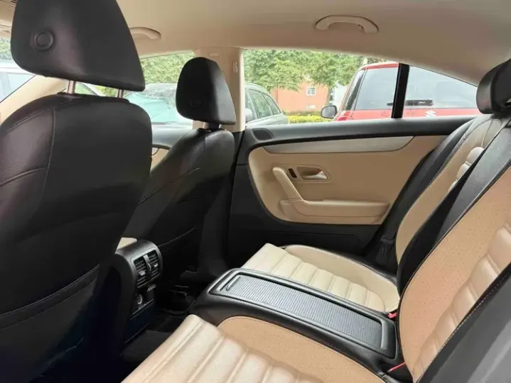 Volkswagen Passat CC