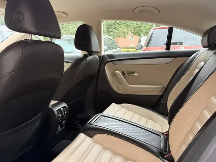 Volkswagen Passat CC
