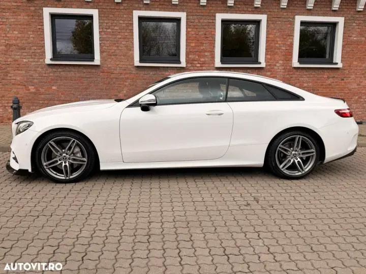 Mercedes-Benz E W213 220 d 9G-TRONIC AMG Line