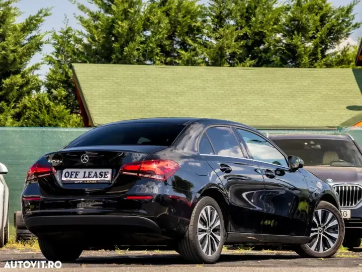 Mercedes-Benz A 250 W177/V177 e Sedan 8G-DCT