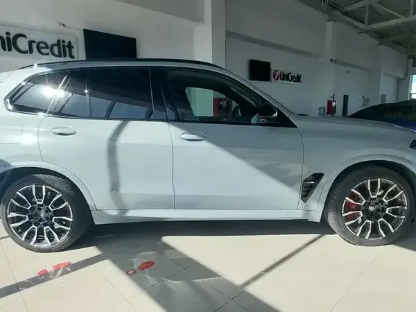 BMW X5 M M60i xDrive AT MHEV