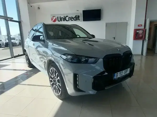 BMW X5 M M60i xDrive AT MHEV