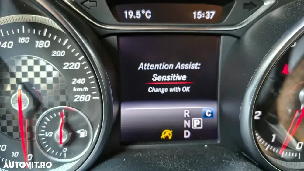 Mercedes-Benz A 180 7G-DCT — imagine 4