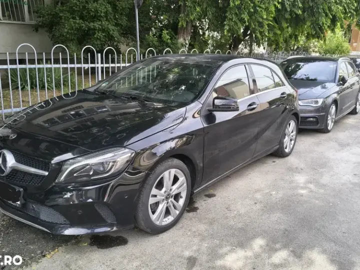 Mercedes-Benz A 180 7G-DCT