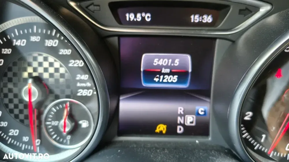 Mercedes-Benz A 180 7G-DCT — imagine 2