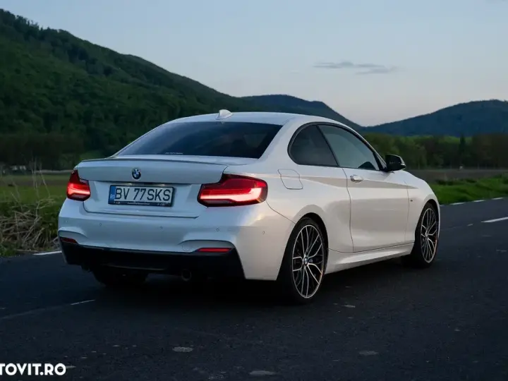 BMW M2 M240i xDrive AT