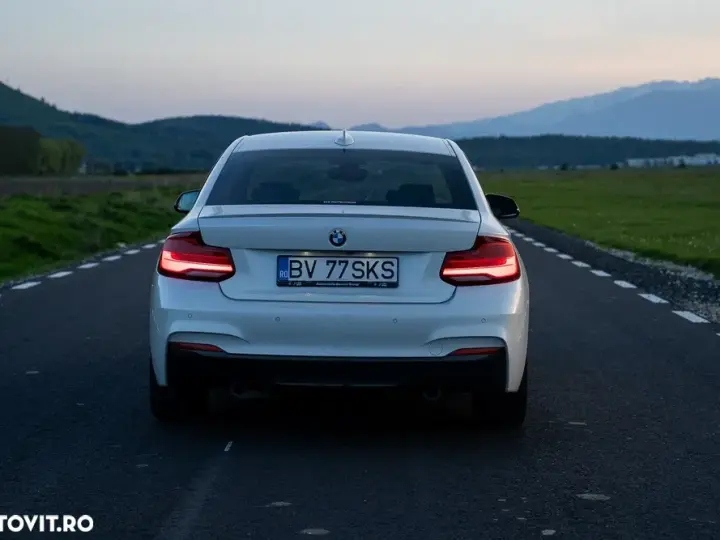 BMW M2 M240i xDrive AT