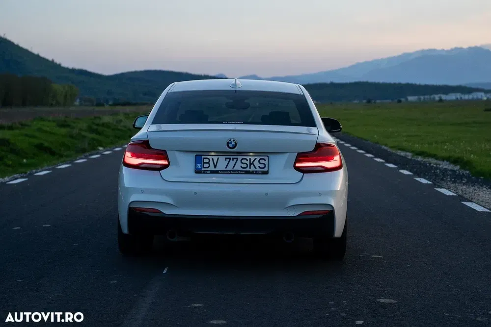 BMW M2 M240i xDrive AT — imagine 6