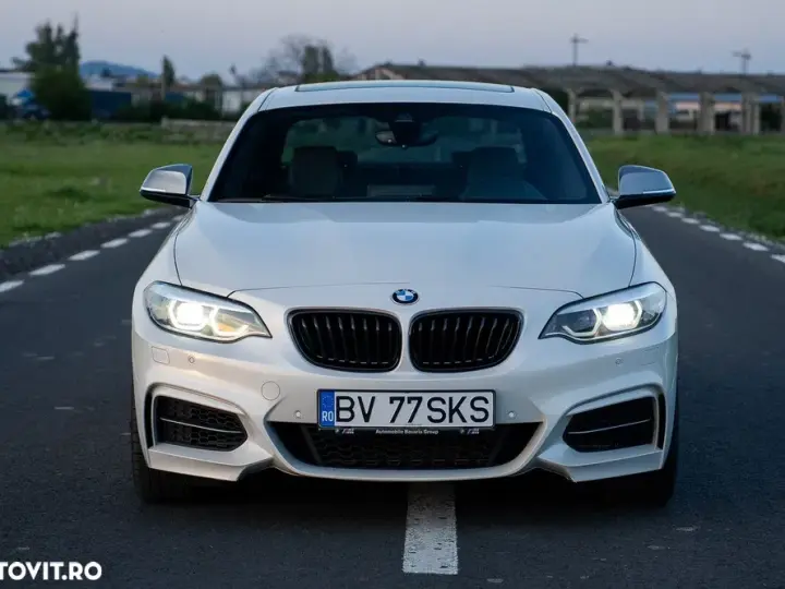 BMW M2 M240i xDrive AT