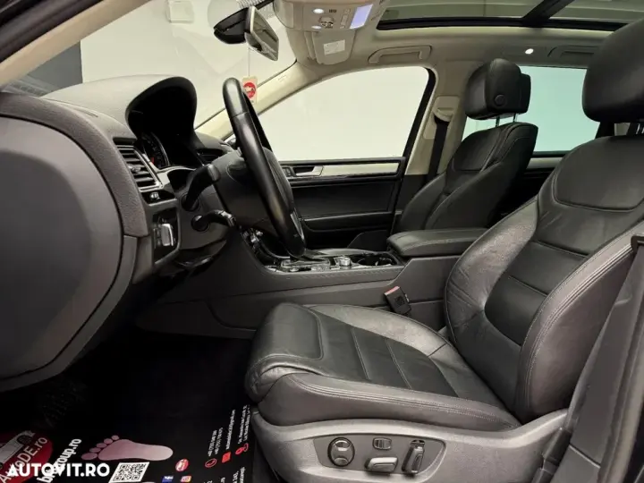 Volkswagen Touareg II