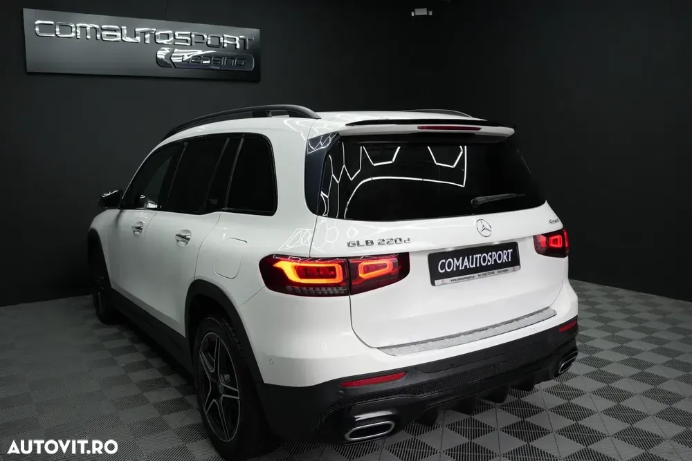Mercedes-Benz GLB 220 d 4MATIC Aut. — imagine 4