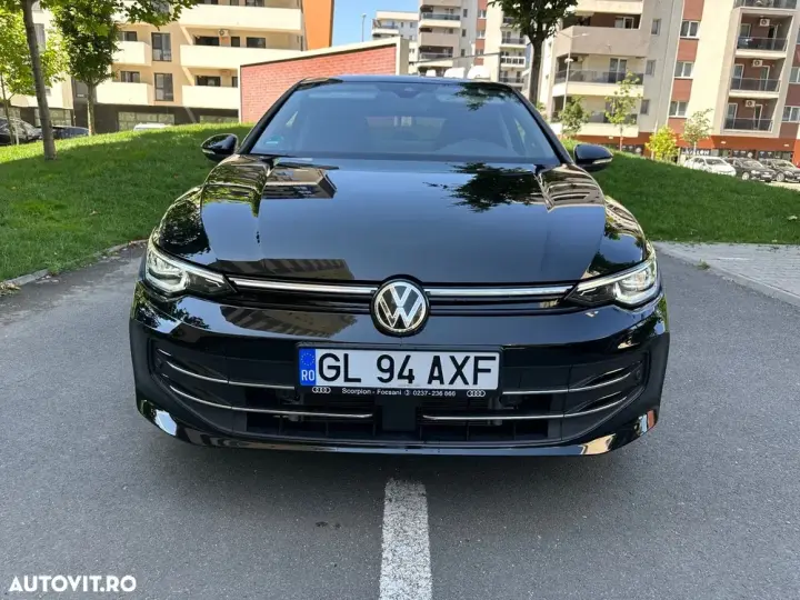 Volkswagen Golf VIII 1.5 TSI eHybrid DSG PHEV Style
