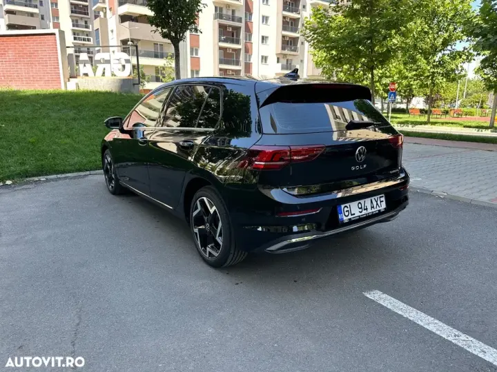 Volkswagen Golf VIII 1.5 TSI eHybrid DSG PHEV Style