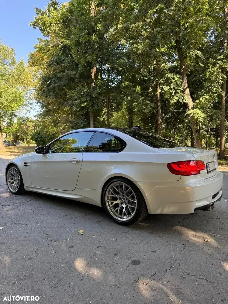 BMW M3 E90/E92/E93 — imagine 4