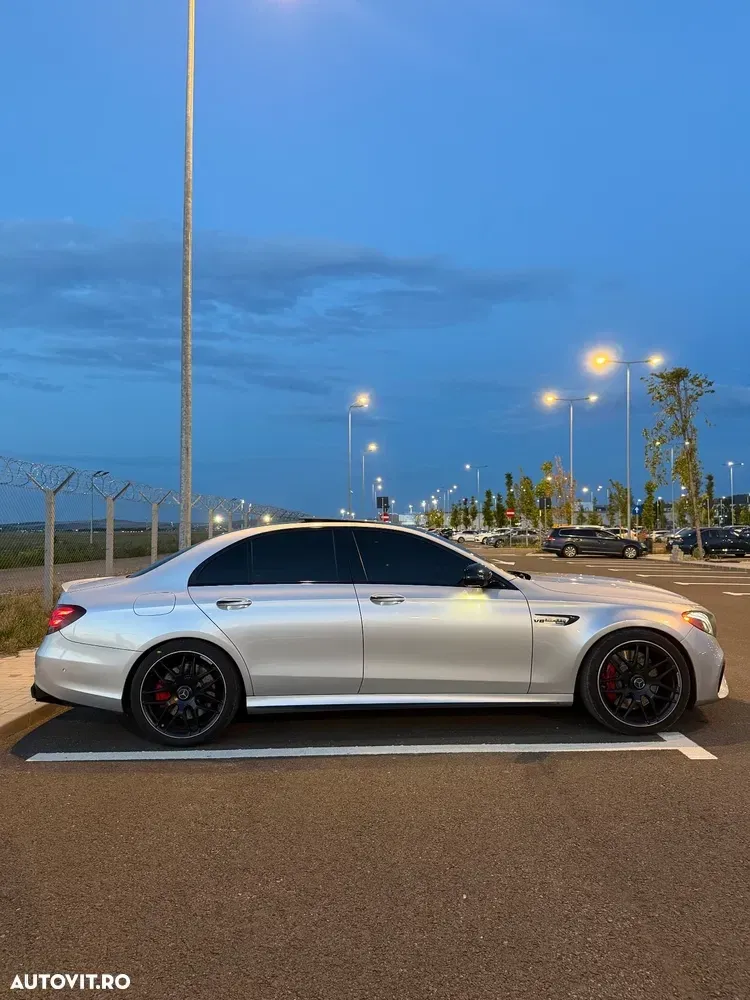 Mercedes-Benz E W213 AMG 63 S 4MATIC+ AMG Speedshift MCT-9G — imagine 4