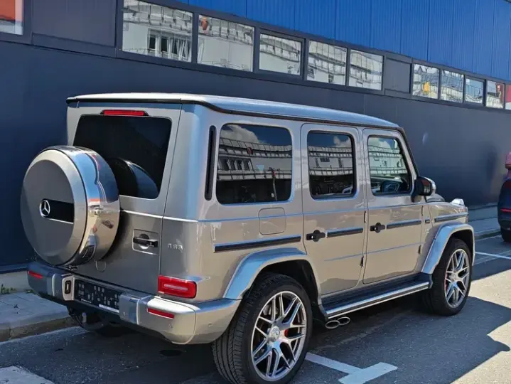 Mercedes-Benz G W483