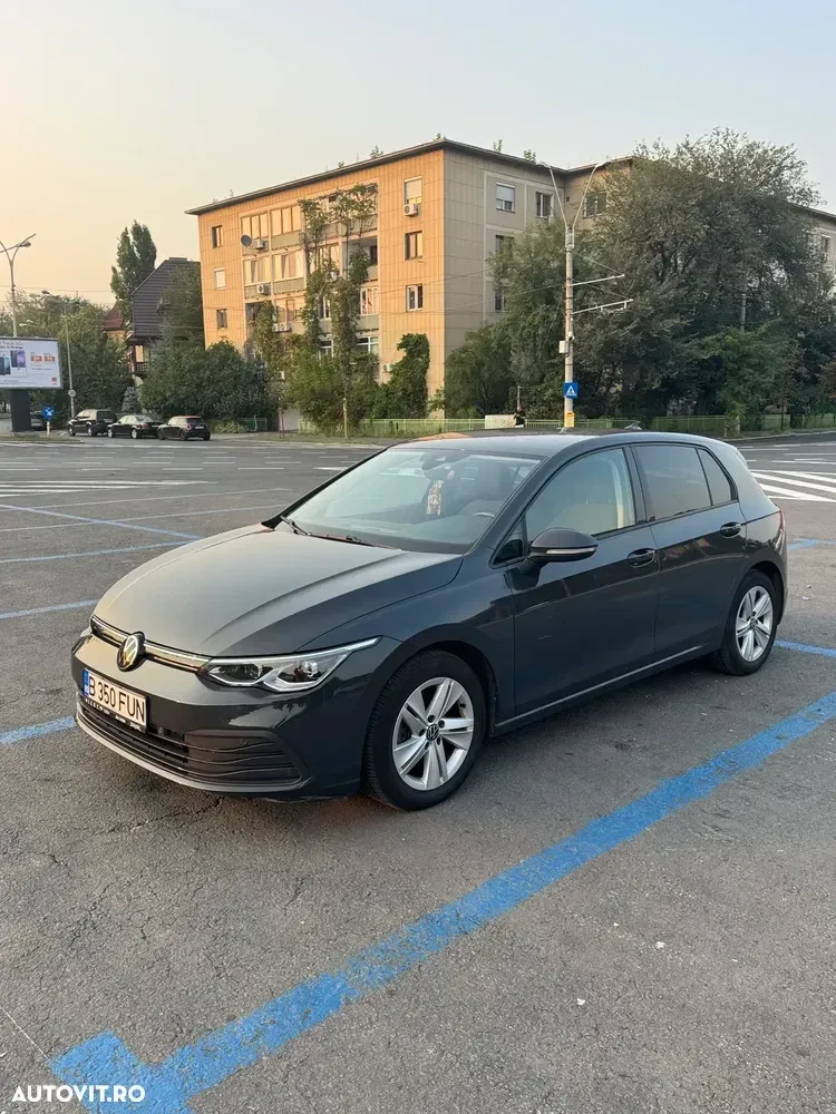 Volkswagen Golf VIII 1.5 eTSI OPF DSG Style — imagine 2