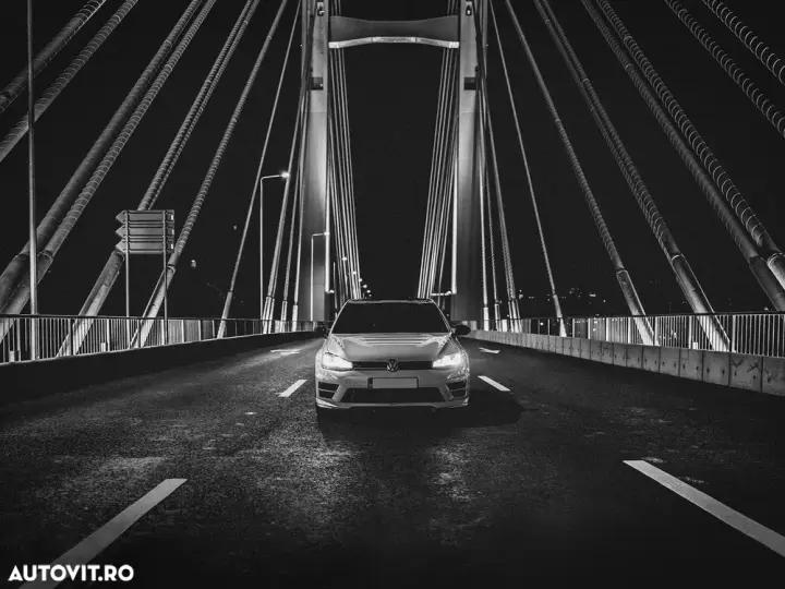 Volkswagen Golf VII