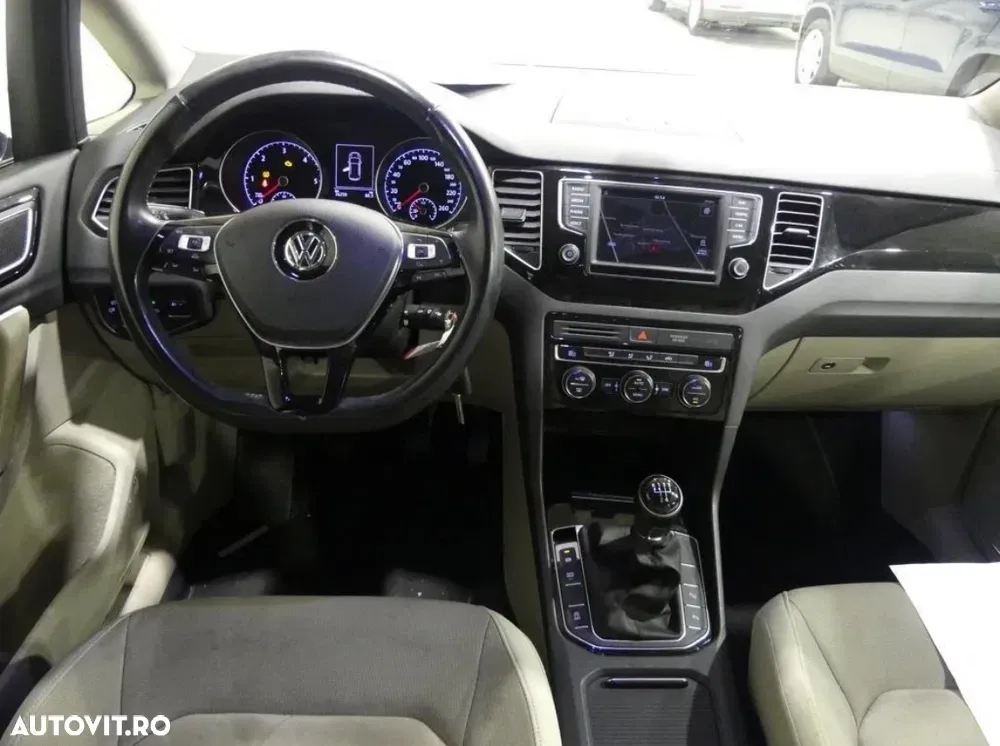 Volkswagen Golf Sportsvan — imagine 4