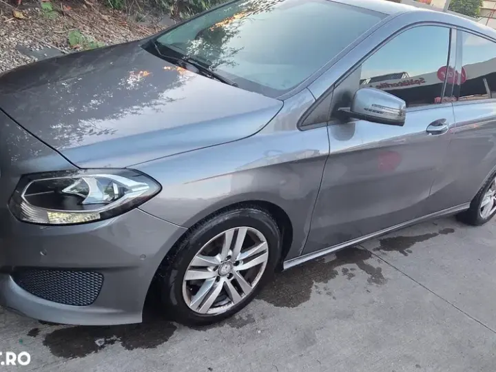Mercedes-Benz B 180 W246