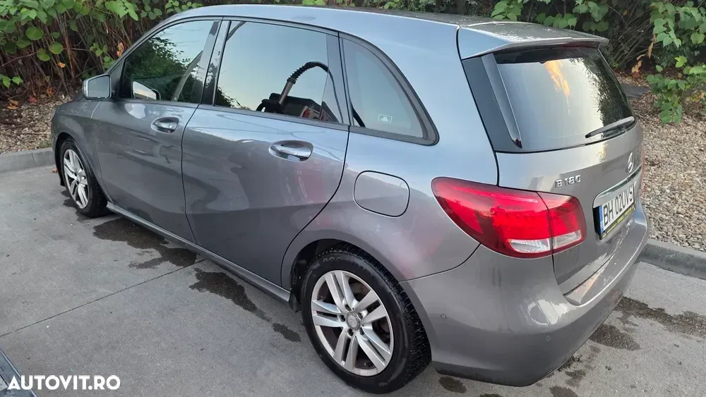 Mercedes-Benz B 180 W246 — imagine 6