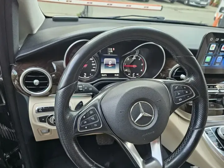 Mercedes-Benz V 250 BlueTEC Aut. Extralong Avantgarde