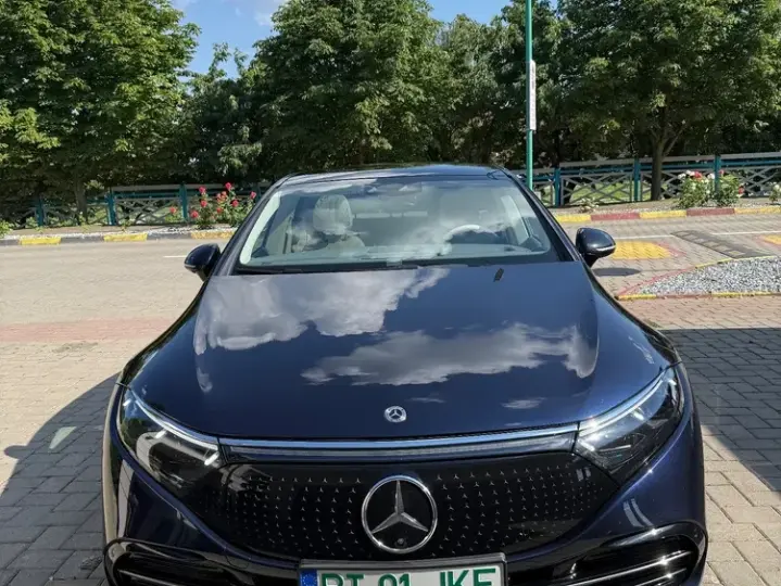 Mercedes-Benz EQS 450+