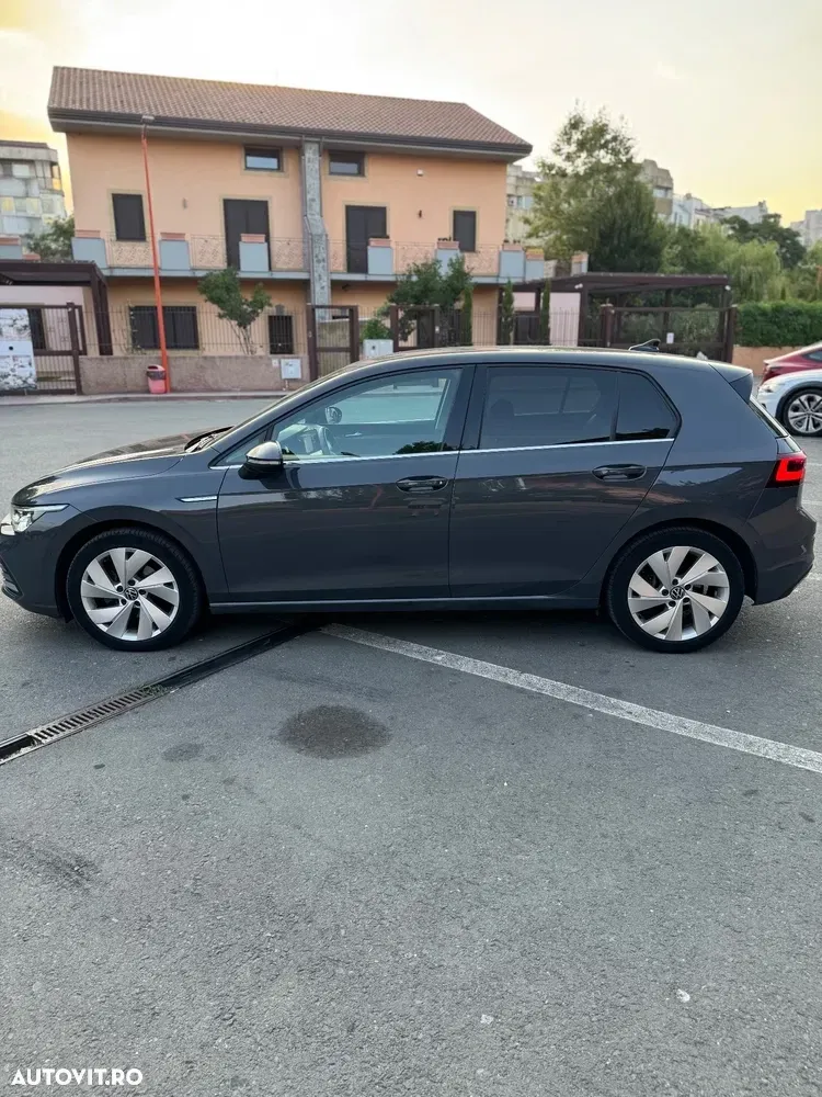 Volkswagen Golf VIII 2.0 TDI 150CP DSG Style — imagine 2