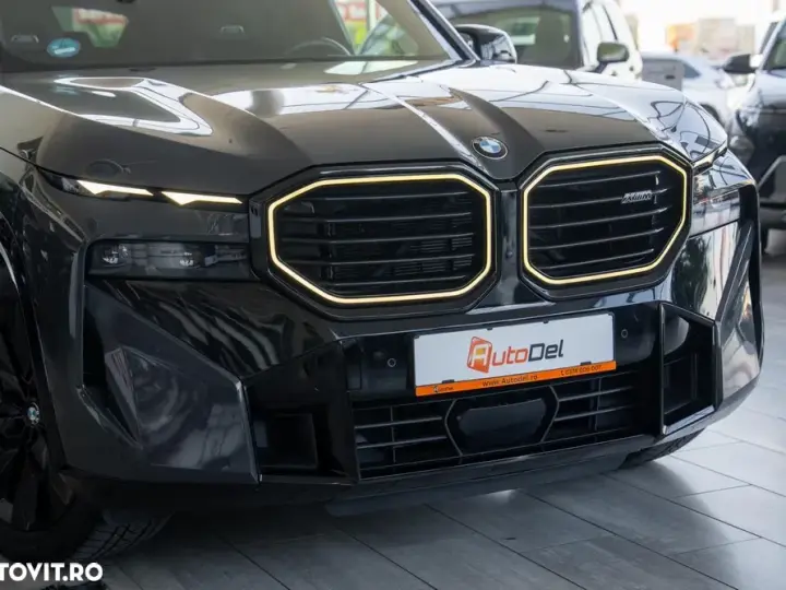 BMW XM