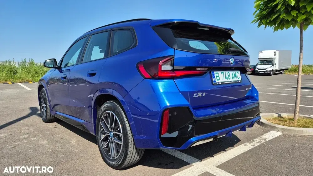 BMW iX1 — imagine 6