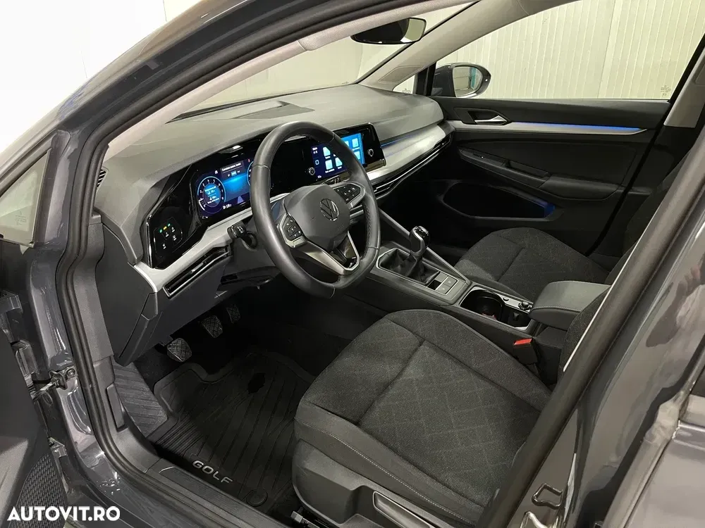 Volkswagen Golf VIII — imagine 5