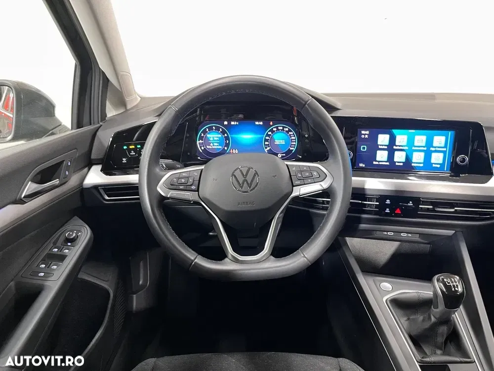 Volkswagen Golf VIII — imagine 6