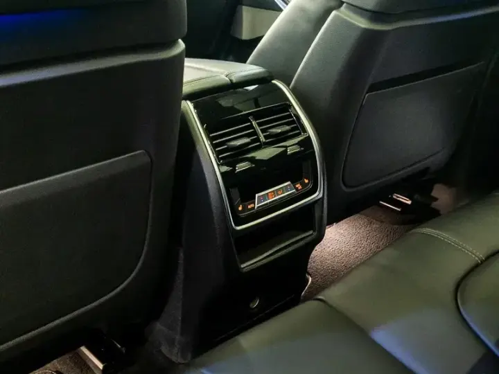 BMW X5 M G05