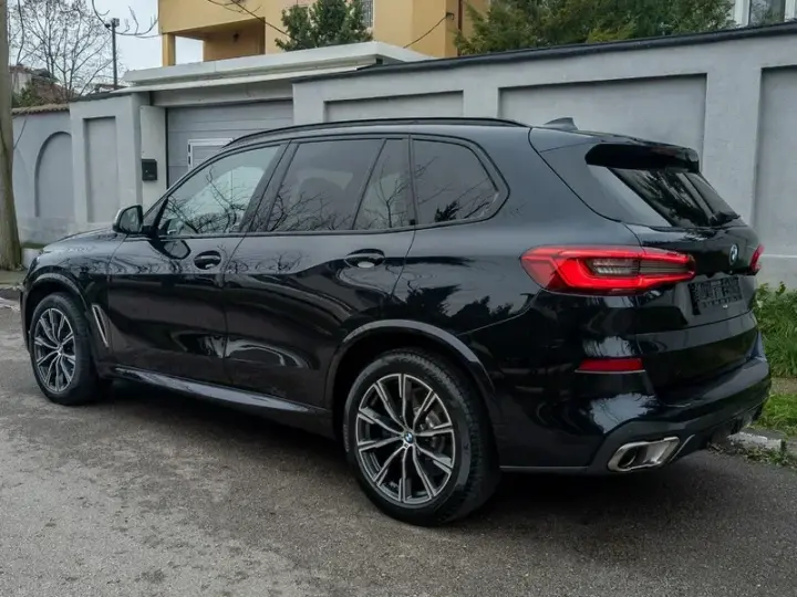BMW X5 M G05