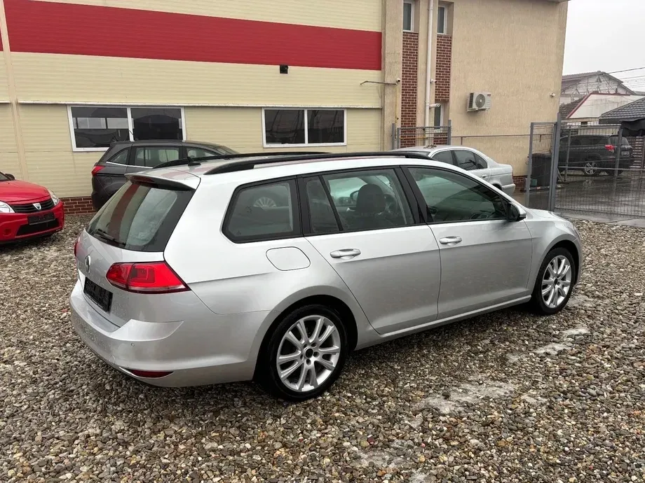 Volkswagen Golf VII 1.6 TDI BlueMotion Technology Trendline — imagine 4