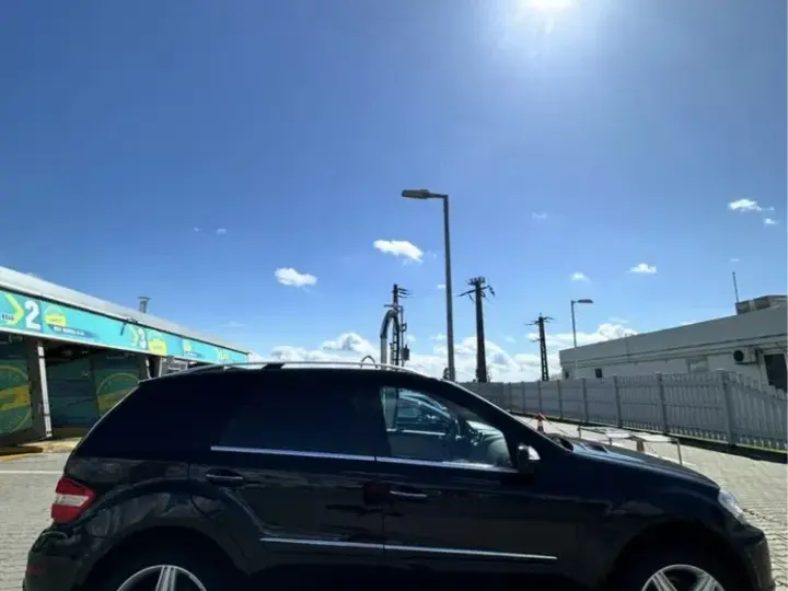 Mercedes-Benz ML W164