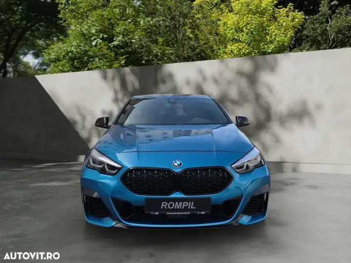 BMW M2 M235i xDrive